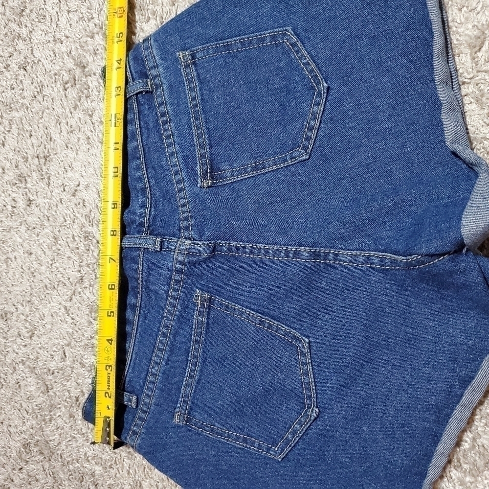 Jean shorts - Picture 4 of 9